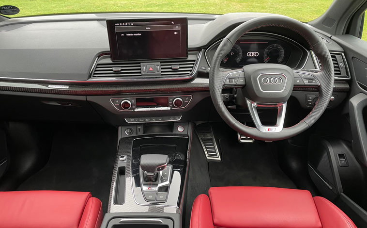 Audi SQ5 interior