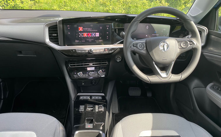 Vauxhall Mokka interior