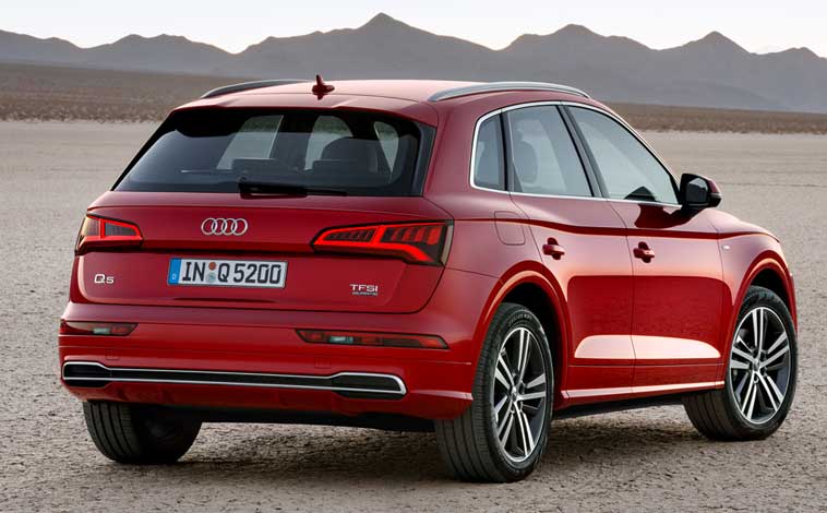 audi-q5-rear