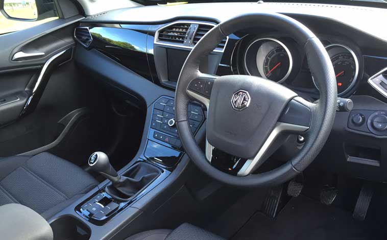 mg-gs-interior