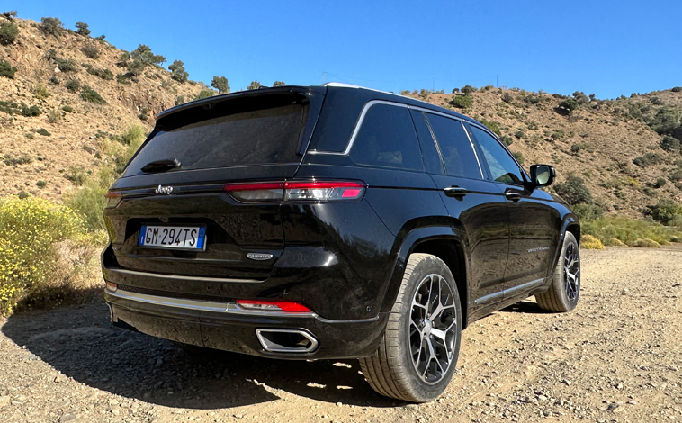 Jeep Grand Cherokee Summit Reserve rear