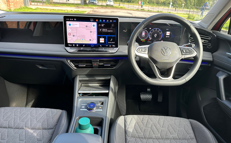 VW Tiguan Life interior