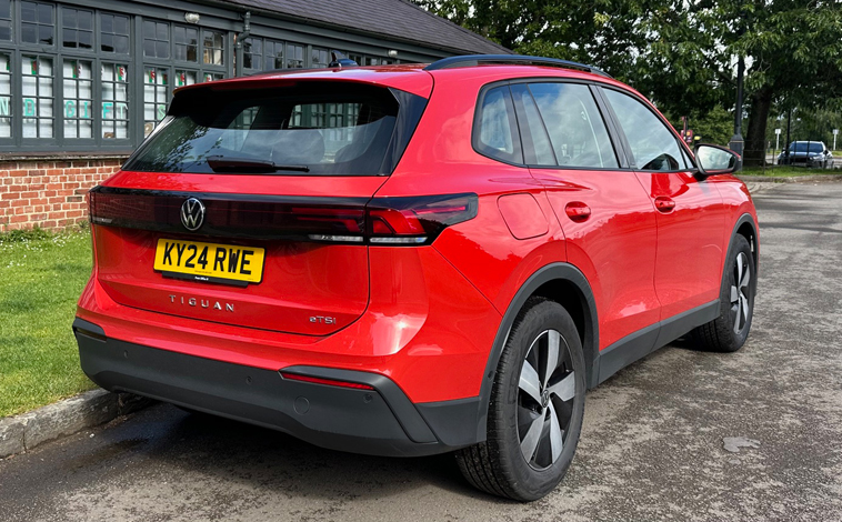 VW Tiguan Life rear