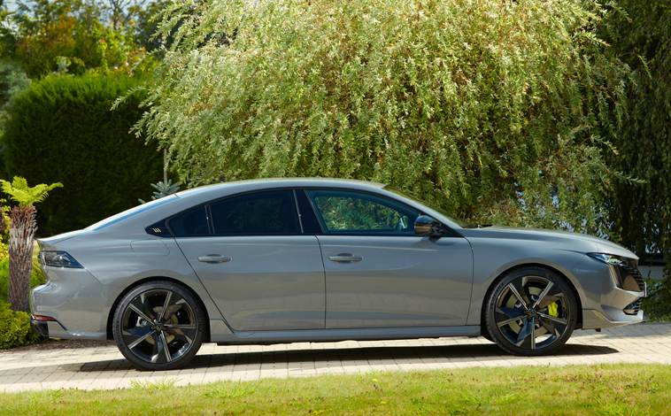 Peugeot 508 PSE side