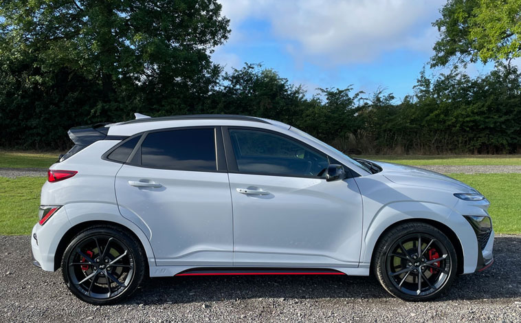 Hyundai Kona N side