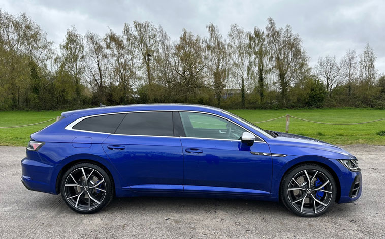 VW Arteon R Shooting Brake side