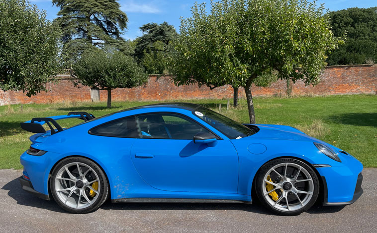 Porsche 911 GT3 side