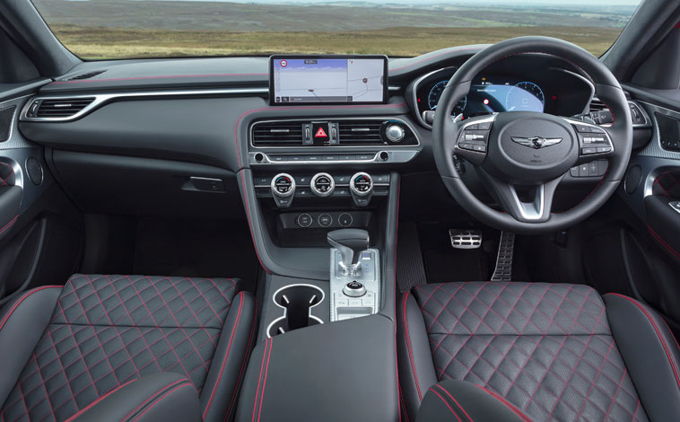 Genesis G70 interior