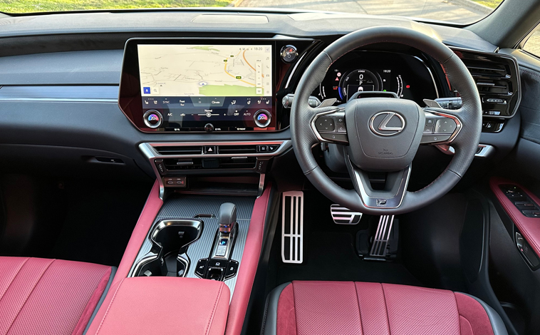 Lexus RX 500h interior