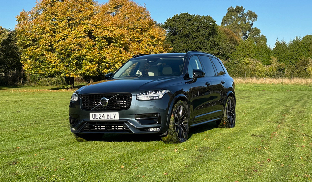 Volvo XC90 Ultra front