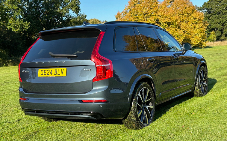 Volvo XC90 Ultra rear